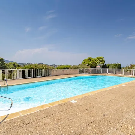 Vue De Carte Postale Et Piscine ! Apartment *