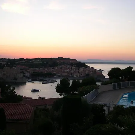 Vue De Carte Postale Et Piscine ! Apartment